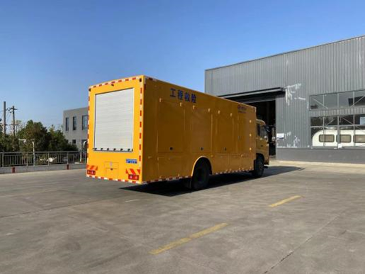 東風(fēng)天錦4000方排水車(便攜)